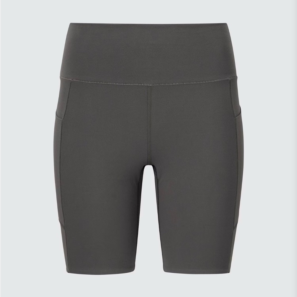 UNIQLO Black Active Shorts – Size M